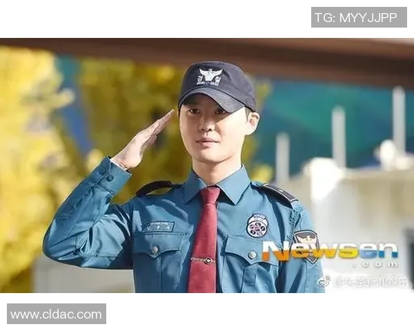 金俊秀心目中的足球偶像与他热爱的比赛瞬间分享