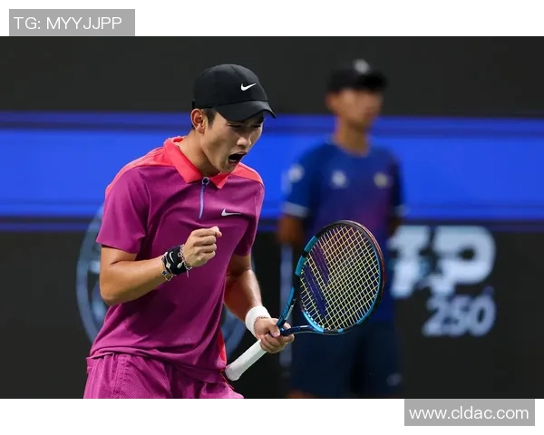 成都网球队战术创新引领网球新潮流助力竞技水平大幅提升